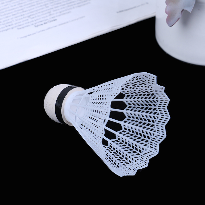 Volants de badminton légers en - Badminton Nylon Shuttlecock avis et prix